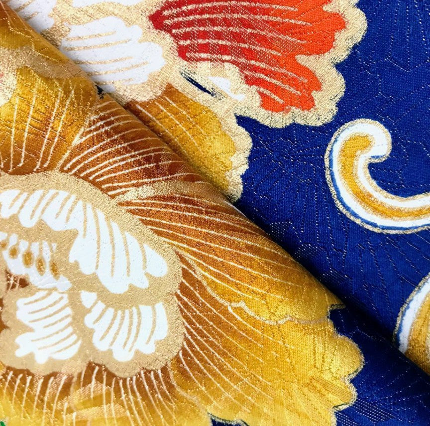 Pure Silk Furisode & Saga Nishiki Obi 2-Piece Set - Navy Peony Floral Arabesque with Gold Thread - Pre-Owned　「Free Shipping Included」