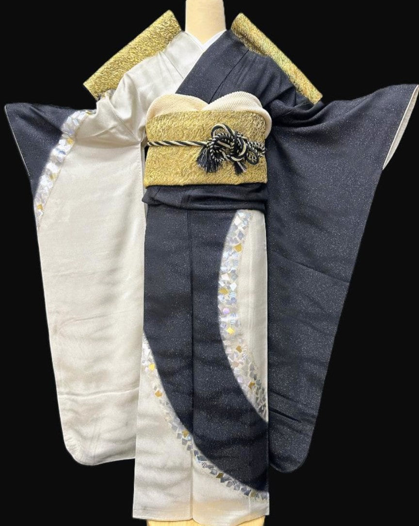 Hori Shohei Furisode Full Set - Champagne Gold & Black with Gold Leaf - Pre-Owned　「Free Shipping Included」