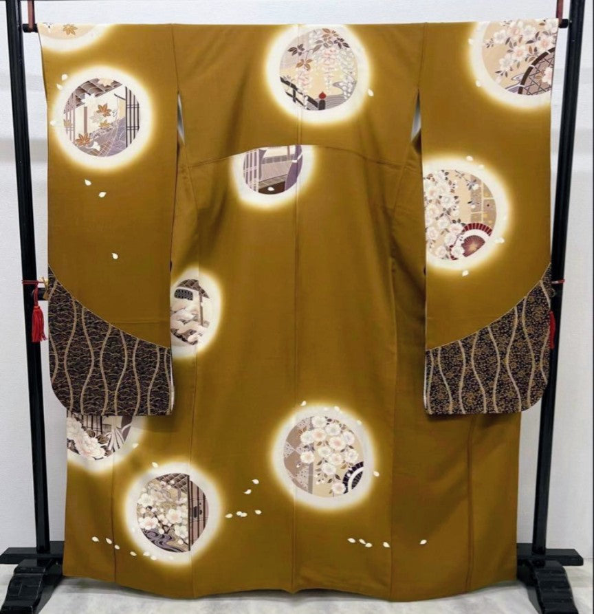 Vintage Furisode Kimono Full Set - Gold Embroidery & Kawashima Obi - Pre-Owned　「Free Shipping Included」