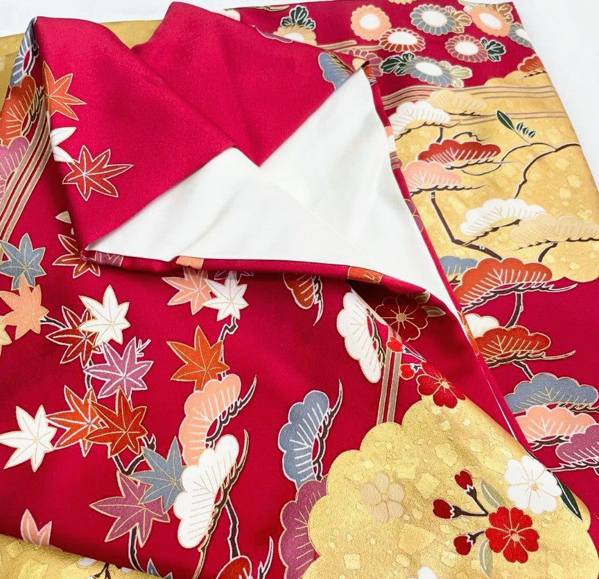 Pure Silk Furisode 6-Piece Set - Crimson Classical Pattern with Gold & Black Gradation, Nishijin Obi - Tall Size - Pre-Owned　「Free Shipping Included」This is a great value set.