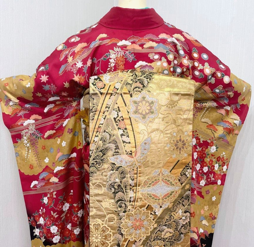 Pure Silk Furisode 6-Piece Set - Crimson Classical Pattern with Gold & Black Gradation, Nishijin Obi - Tall Size - Pre-Owned　「Free Shipping Included」This is a great value set.