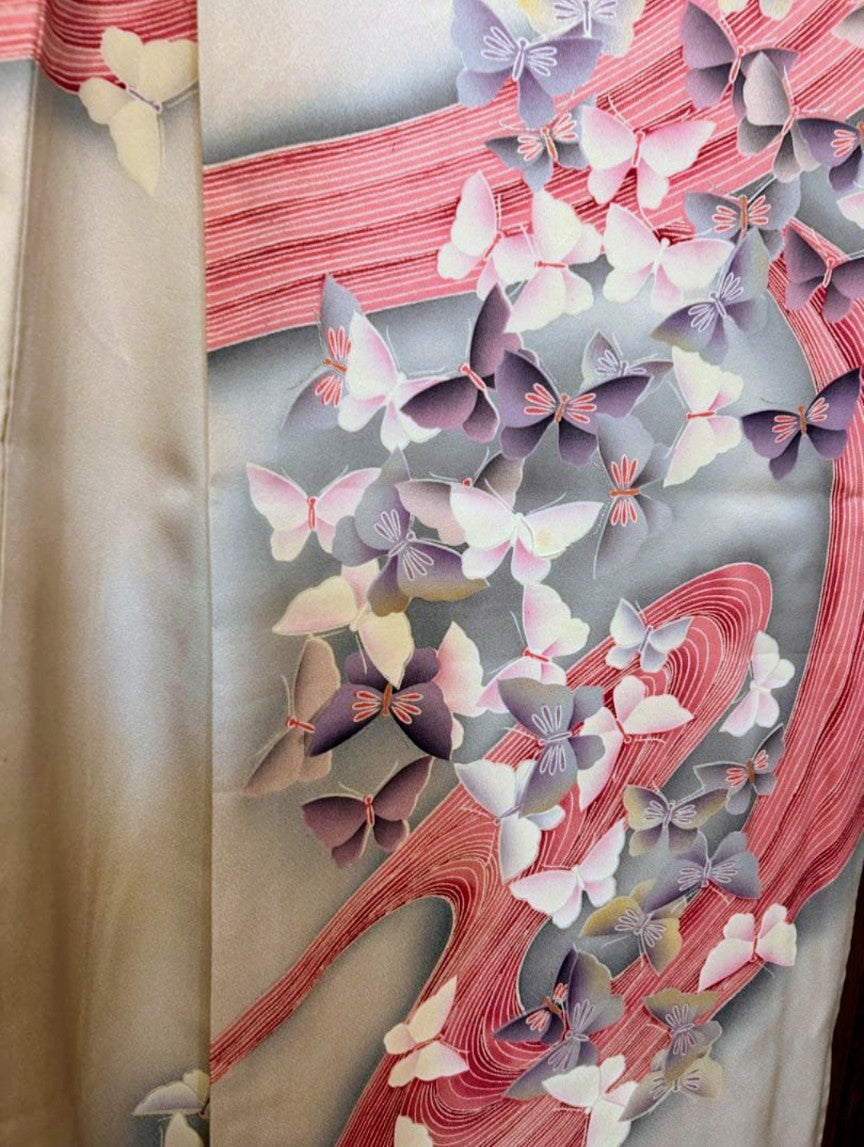 [Excellent Condition] Pure Silk Furisode & Obi Set – Dusty Pink, Flowing Water & Butterfly Floral Pattern, Artist’s Seal / Butterfly Embroidery Gold Obi / Lined