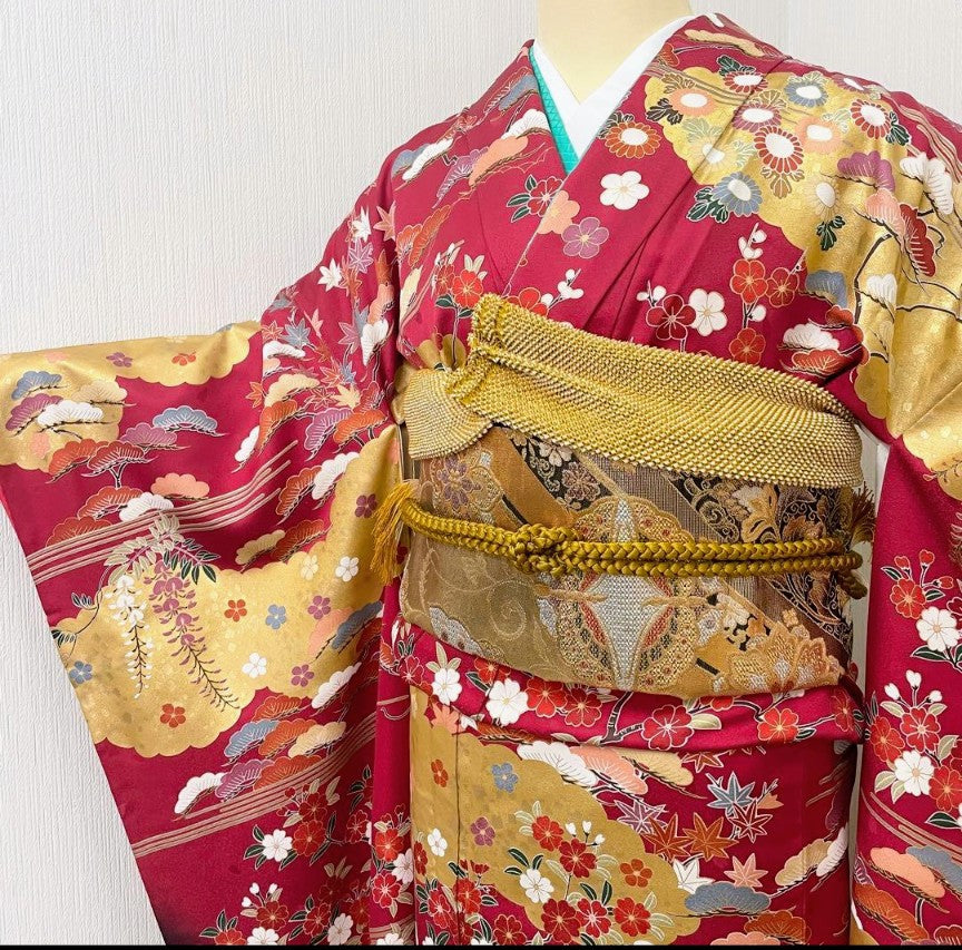 Pure Silk Furisode 6-Piece Set - Crimson Classical Pattern with Gold & Black Gradation, Nishijin Obi - Tall Size - Pre-Owned　「Free Shipping Included」This is a great value set.