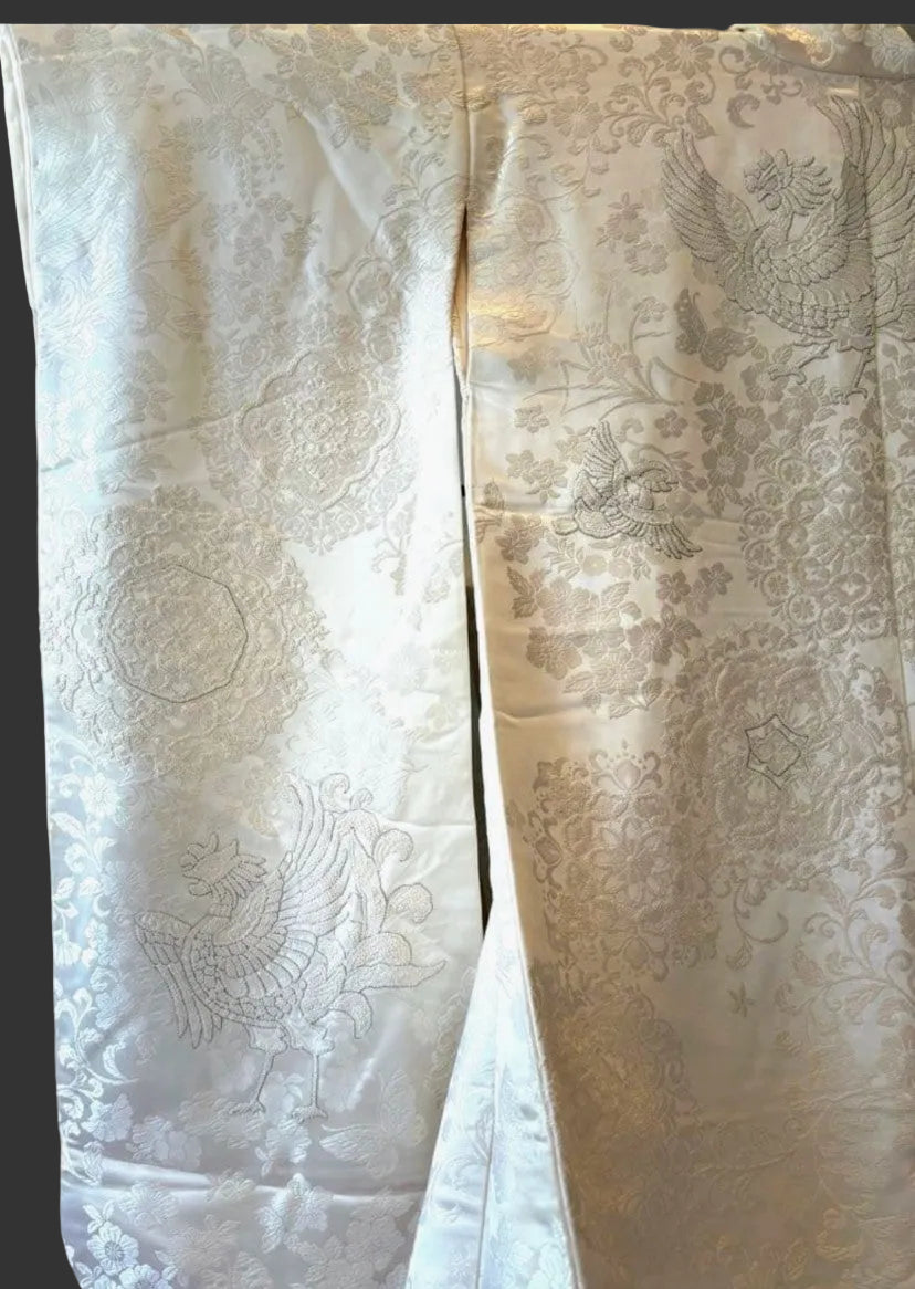 Pure Silk Shiromuku White Wedding Kimono with Sagara Embroidery - Phoenix