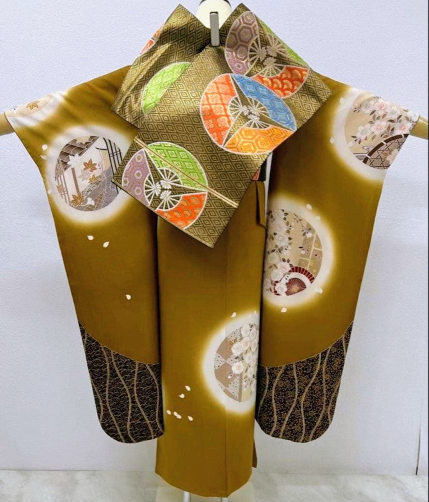 Vintage Furisode Kimono Full Set - Gold Embroidery & Kawashima Obi - Pre-Owned　「Free Shipping Included」