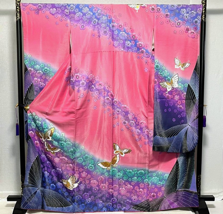 Pre-Owned Furisode Kimono – Butterfly & Silver Thread Pattern | Pure Silk | With Gold Obi Sash