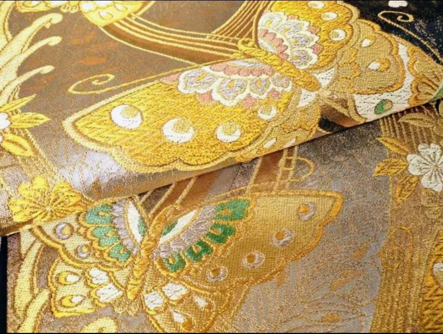 Pre-Owned Furisode Kimono – Butterfly & Silver Thread Pattern | Pure Silk | With Gold Obi Sash