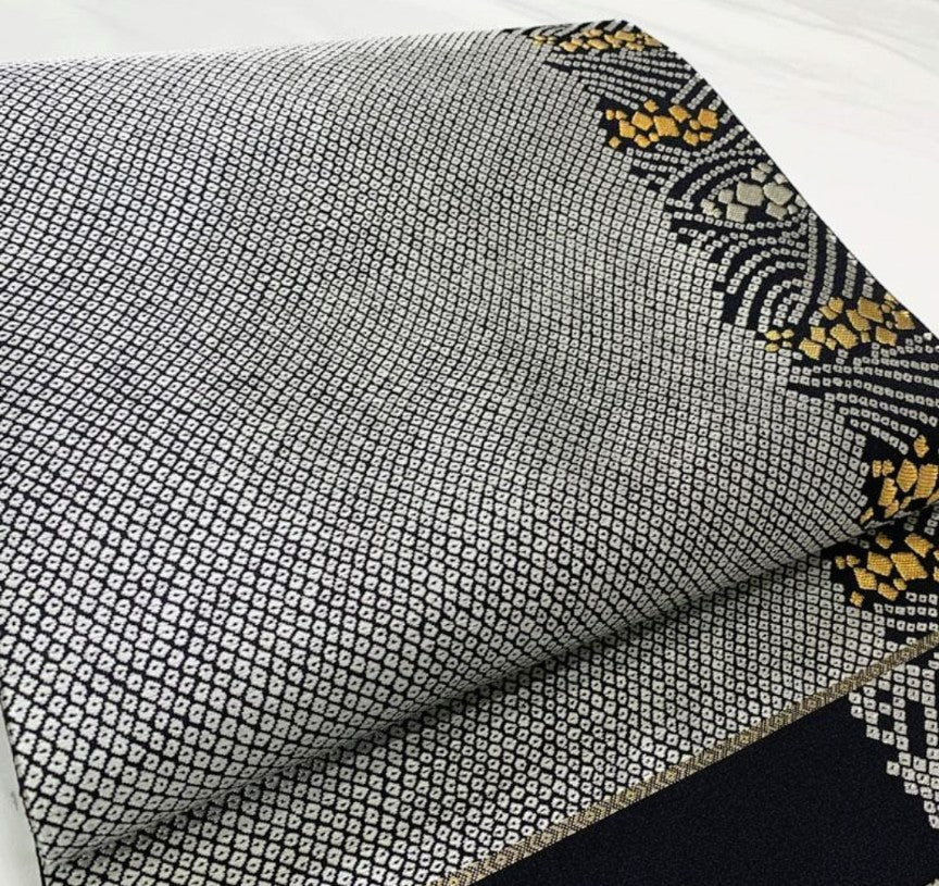 Kubota Itchiku Hōmongi & Fukuro Obi Set - Rare Checkered Pattern with Kanoko & Gold Silver Thread - Pure Silk - Pre-Owned
