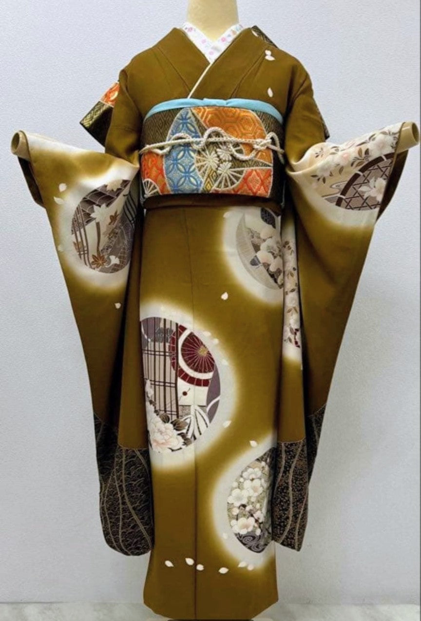 Vintage Furisode Kimono Full Set - Gold Embroidery & Kawashima Obi - Pre-Owned　「Free Shipping Included」